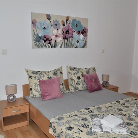 Apartman Luka Kastela Bagian luar foto