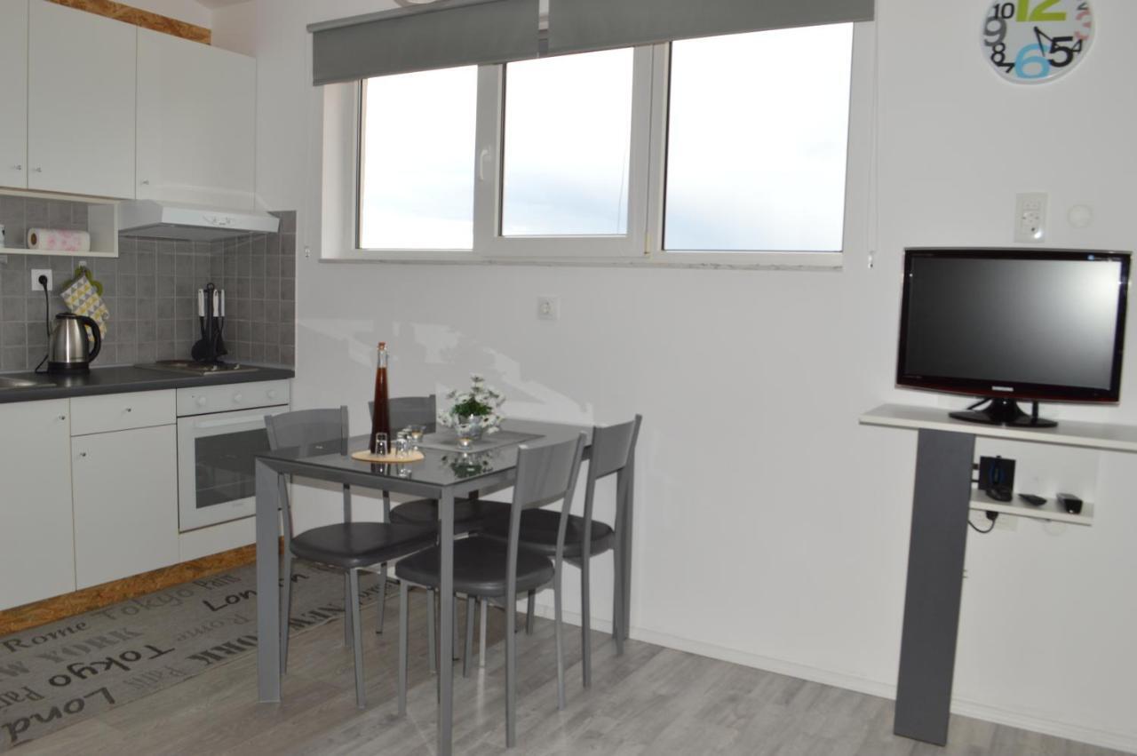 Apartman Luka Kastela Bagian luar foto