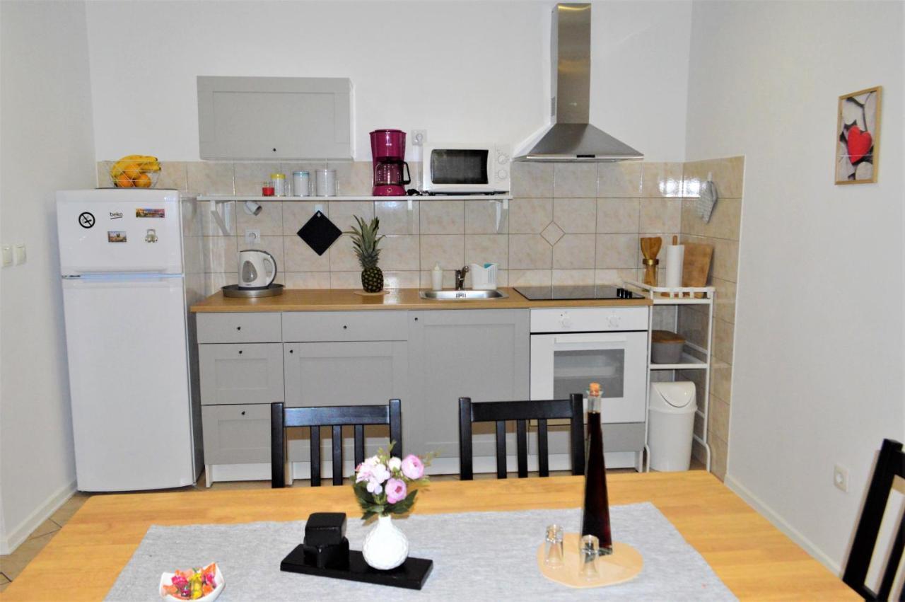 Apartman Luka Kastela Bagian luar foto