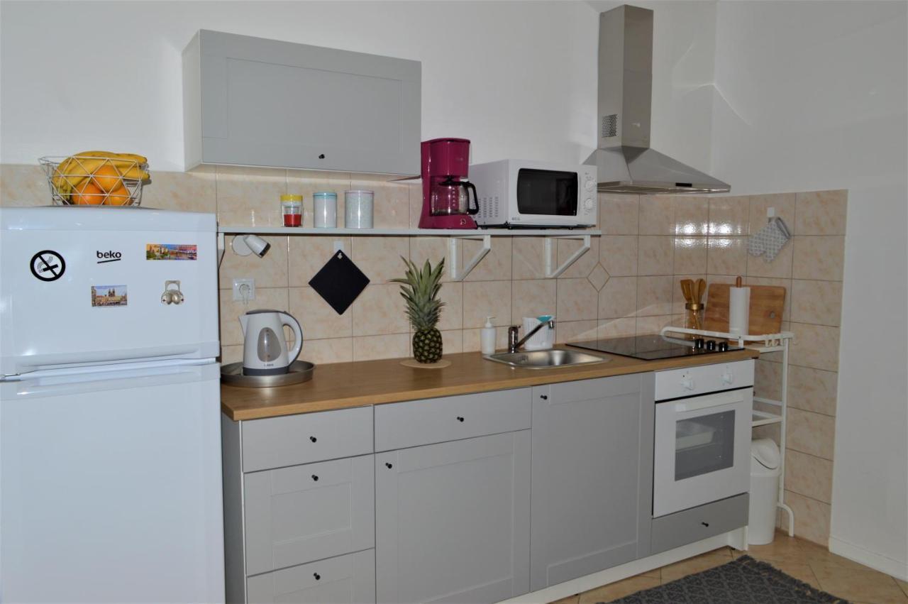 Apartman Luka Kastela Bagian luar foto